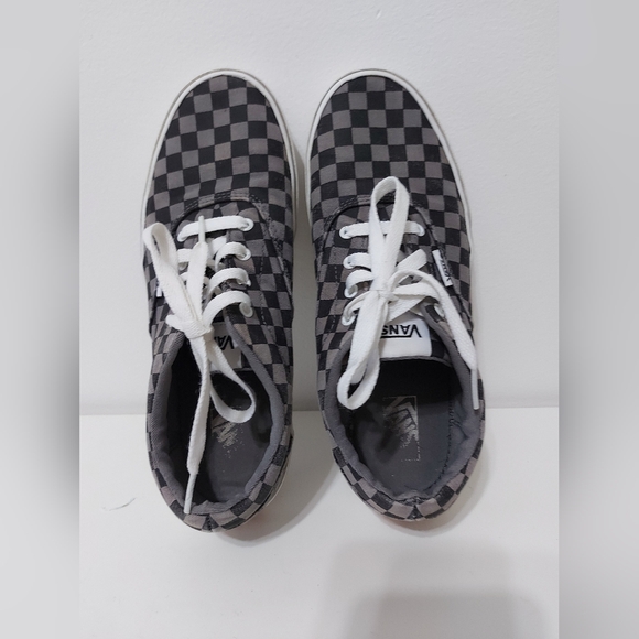 Checked Vans - Picture 2 of 10